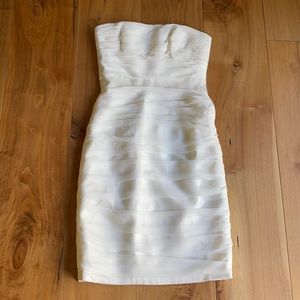 Monique Lhuillier cocktail white short dress
